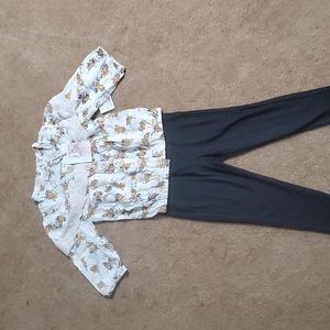 Super cute girls blouse with pants set! 3t